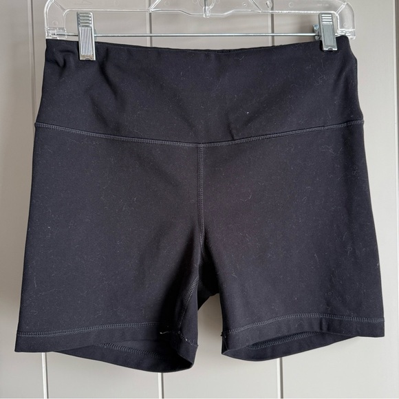 Yogalicious Lux Women’s 4” Black Biker Shorts, Buttery Soft Stretch Large - Picture 1 of 7
